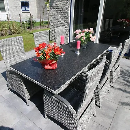 Дом отдыха Ooghduyne 33 *